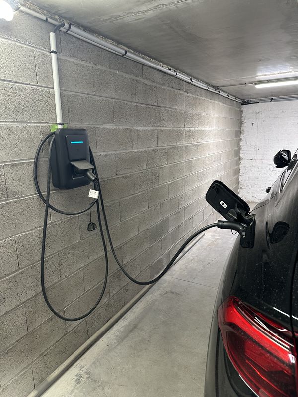 2spbe-electricien-amiens-borne-de-recharge